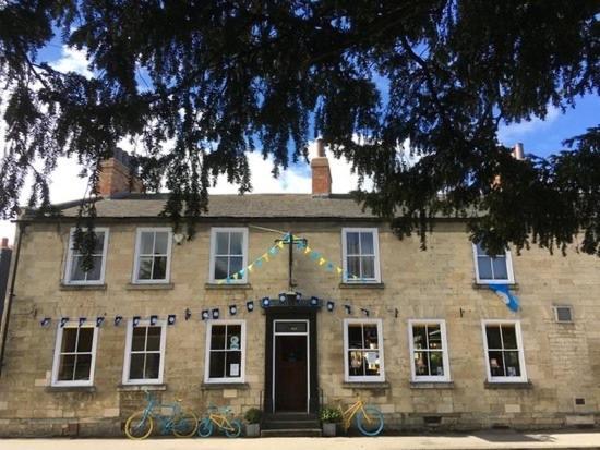 Large 4 Bedroom Home In Boston Spa Village In-Between York, Harrogate And Leeds, Sleeps 9 Exterior photo